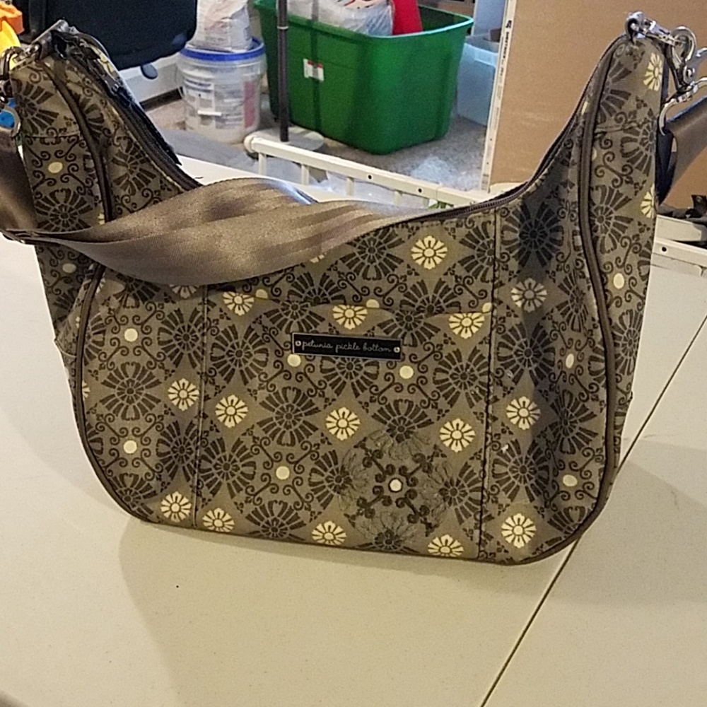 Euc Petunia pickle bottom diaper bag